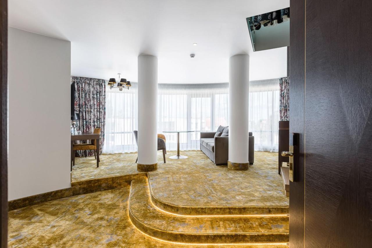 Victoria Hotel Клайпеда Экстерьер фото